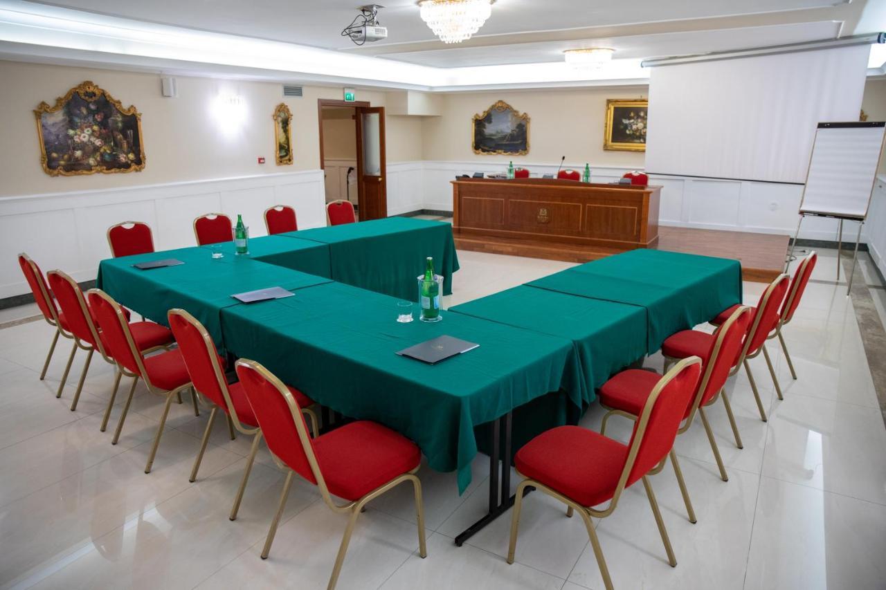 Bel Sito Hotel Due Torri Manocalzati ภายนอก รูปภาพ