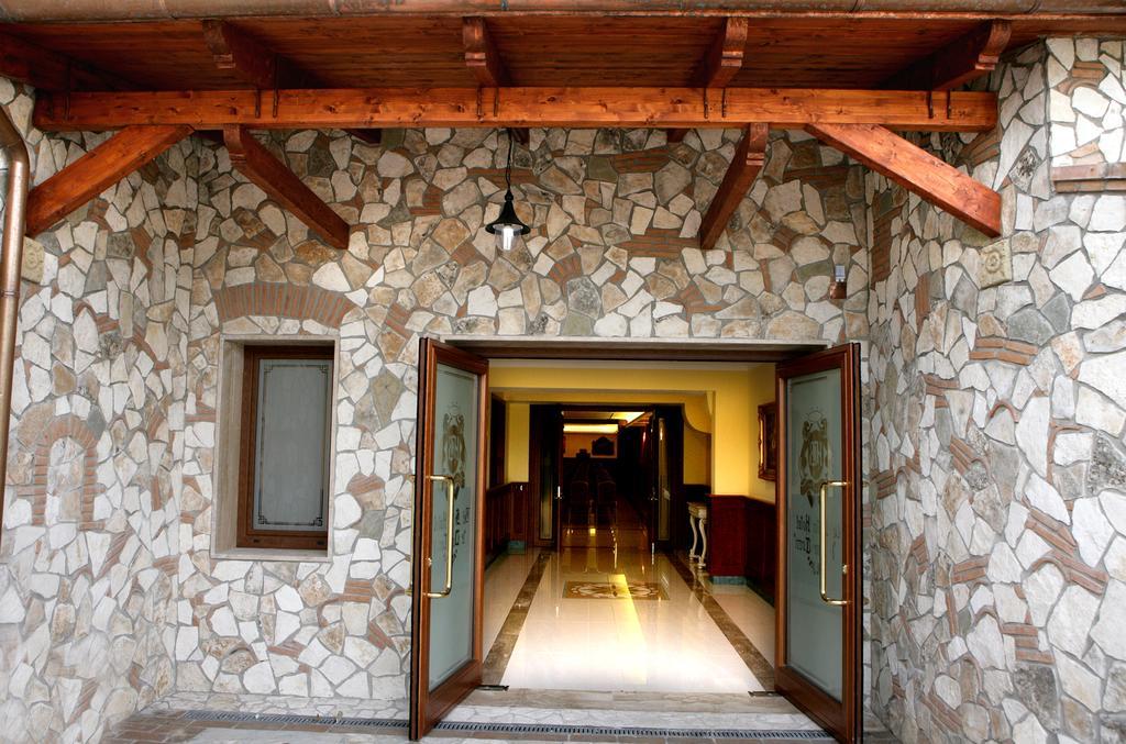 Bel Sito Hotel Due Torri Manocalzati ภายนอก รูปภาพ