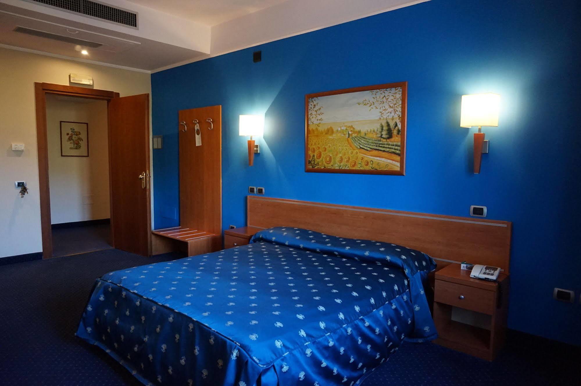 Bel Sito Hotel Due Torri Manocalzati ภายนอก รูปภาพ