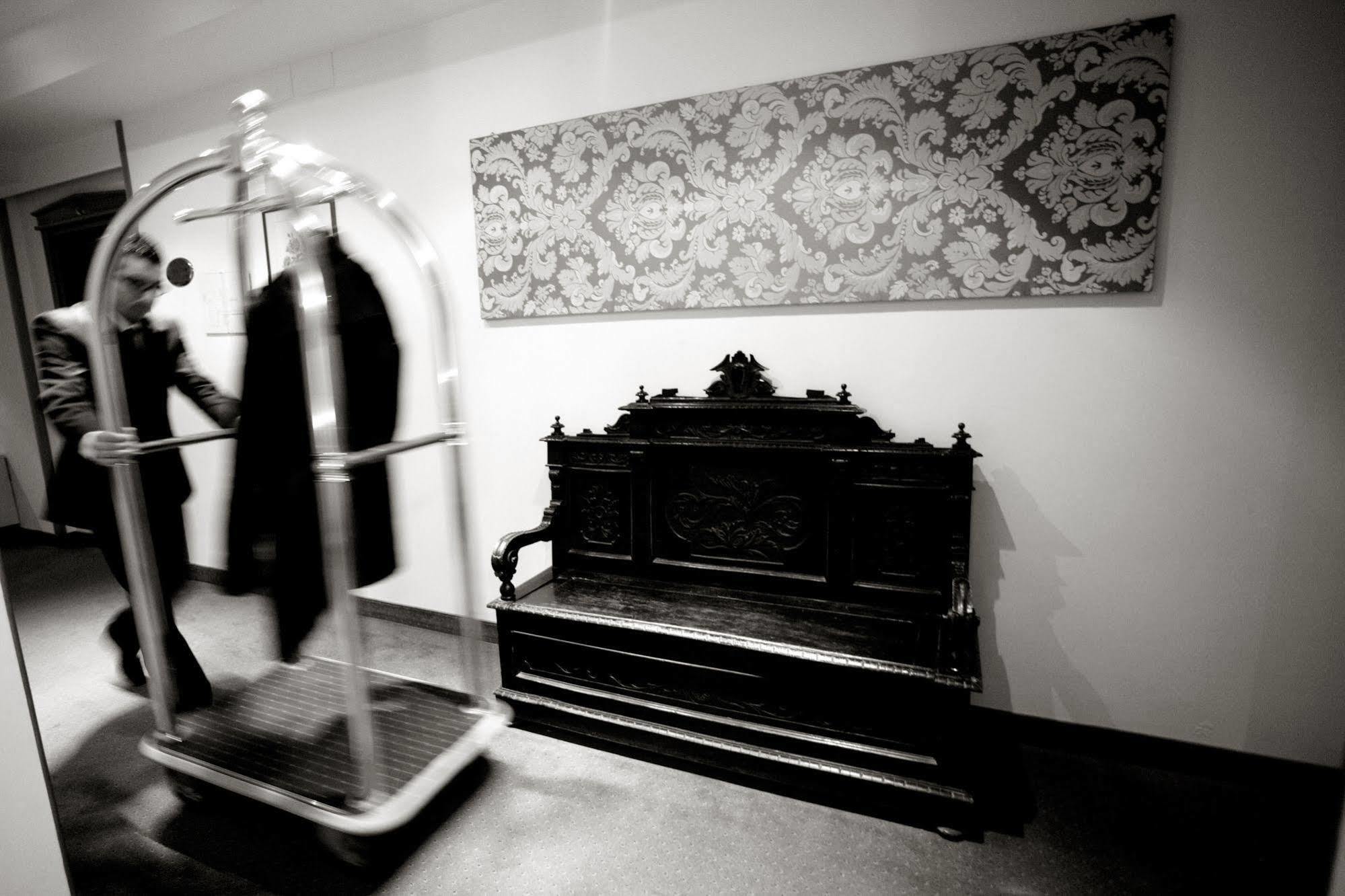 Bel Sito Hotel Due Torri Manocalzati ภายนอก รูปภาพ